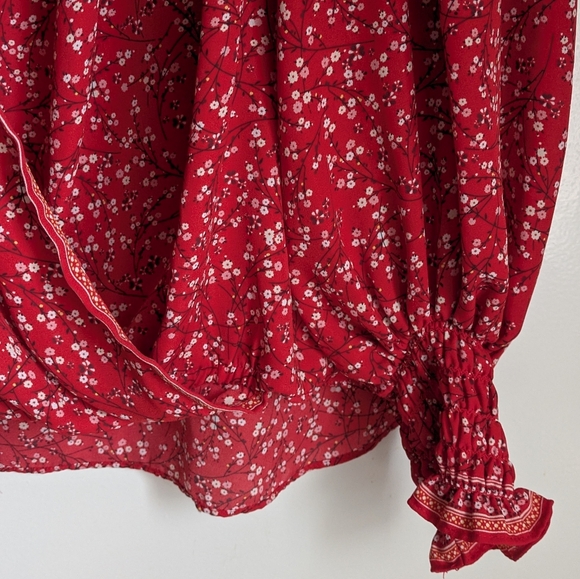Max Studio Red White Floral Long Sleeve Wrap Style Blouse Large - Picture 8 of 15